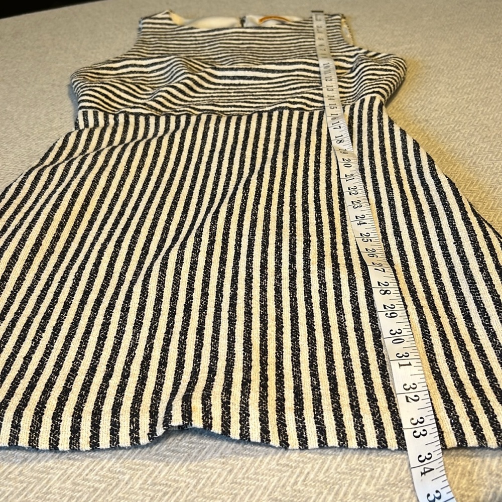 Alice + Olivia Striped Sleeveless Dress with cute back detail. Size XS/S. - Picture 8 of 16